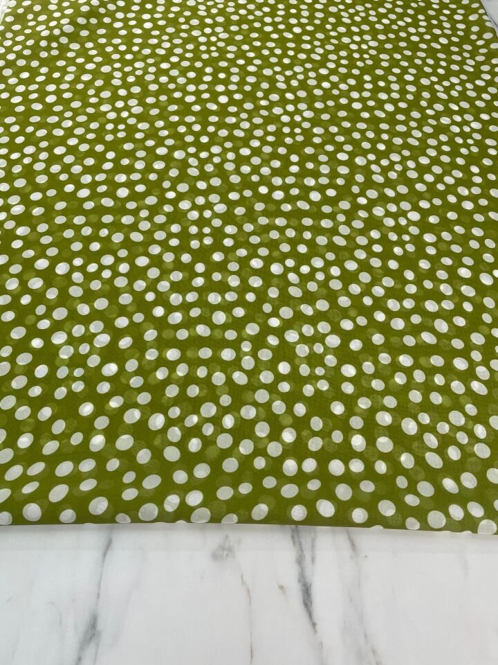 Yeşil Puantiye Desen Elbiselik Şifon Kumaş