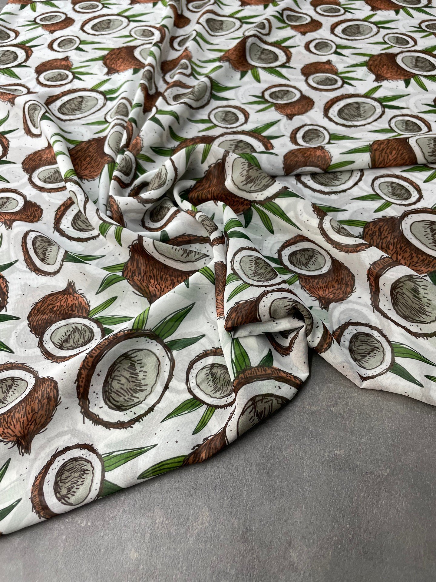 Hindistan Cevizi Desen Elbiselik Şifon Kumaş