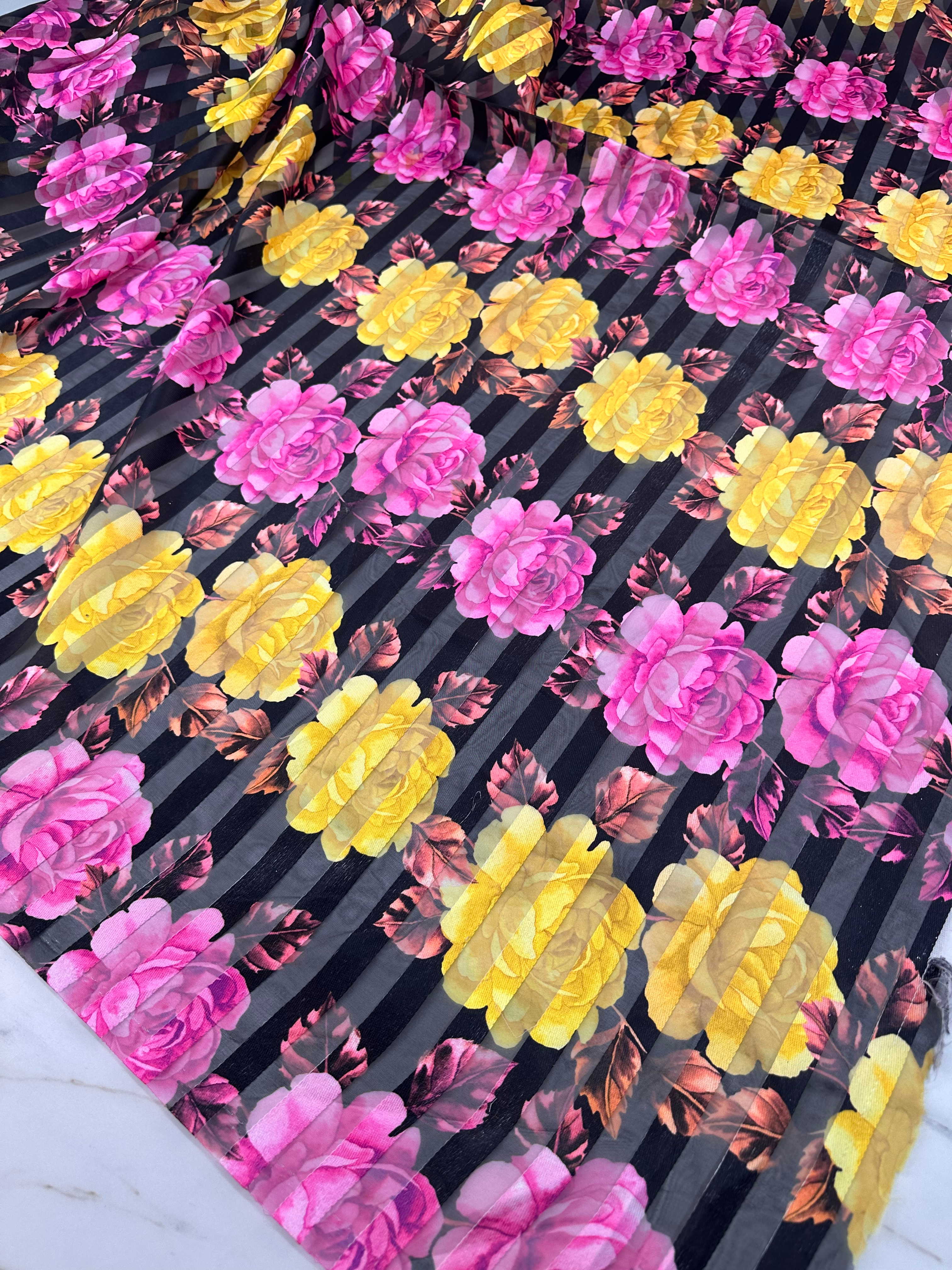 Kesme Çiçek Desen Organise Elbise Gömlek Etek