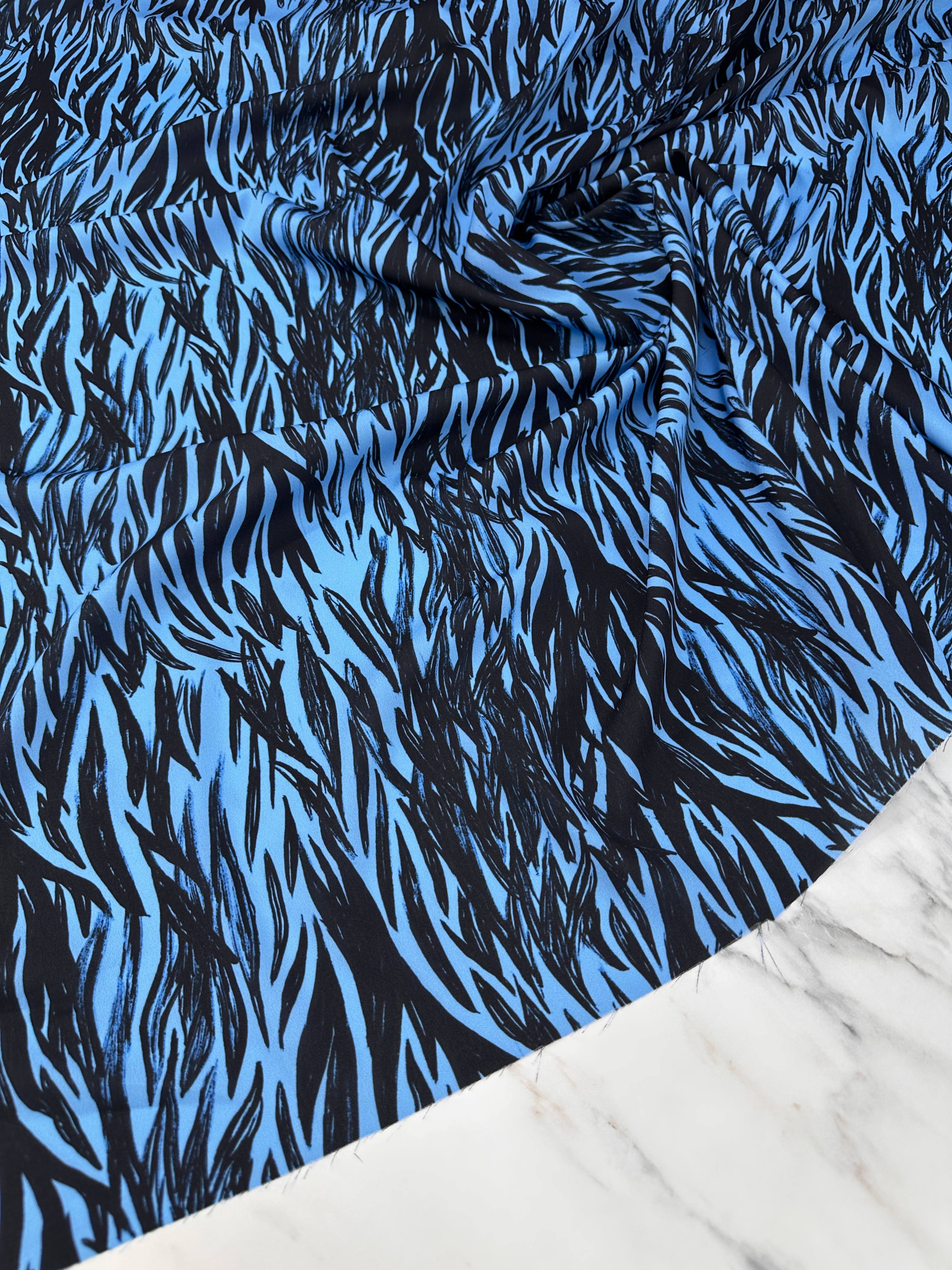 Mavi Zebra Desen Elbiselik Gömleklik Krep Kumaş