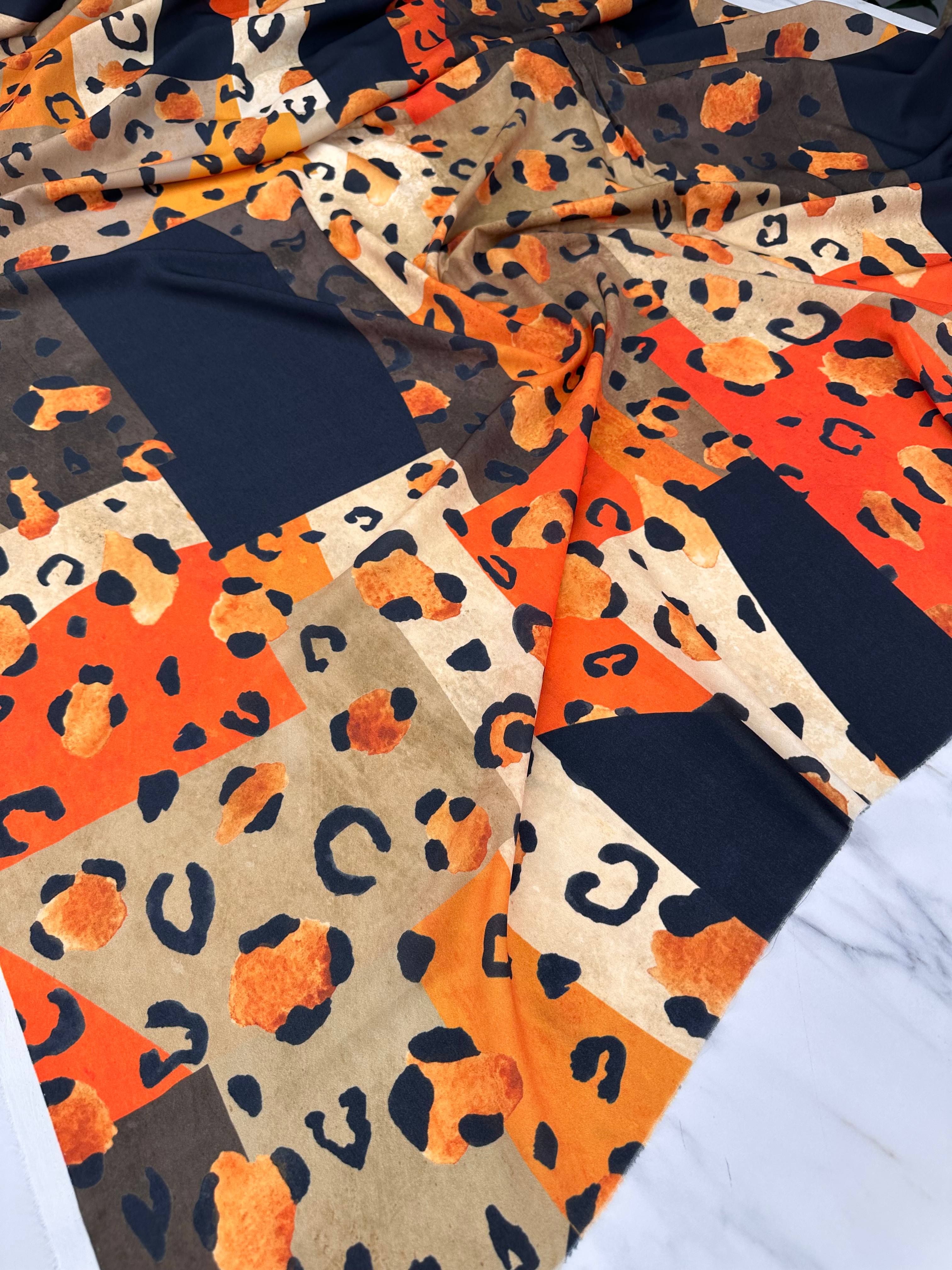 Leopar Desen Elbiselik Gömleklik Krep Kumaş