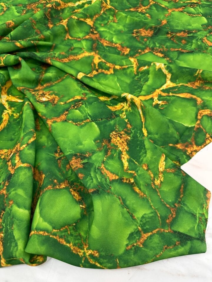 Yeşil Mermer Desen Elbiselik Gömleklik Krep Kumaş