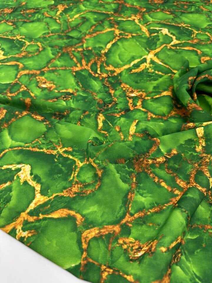 Yeşil Mermer Desen Elbiselik Gömleklik Krep Kumaş