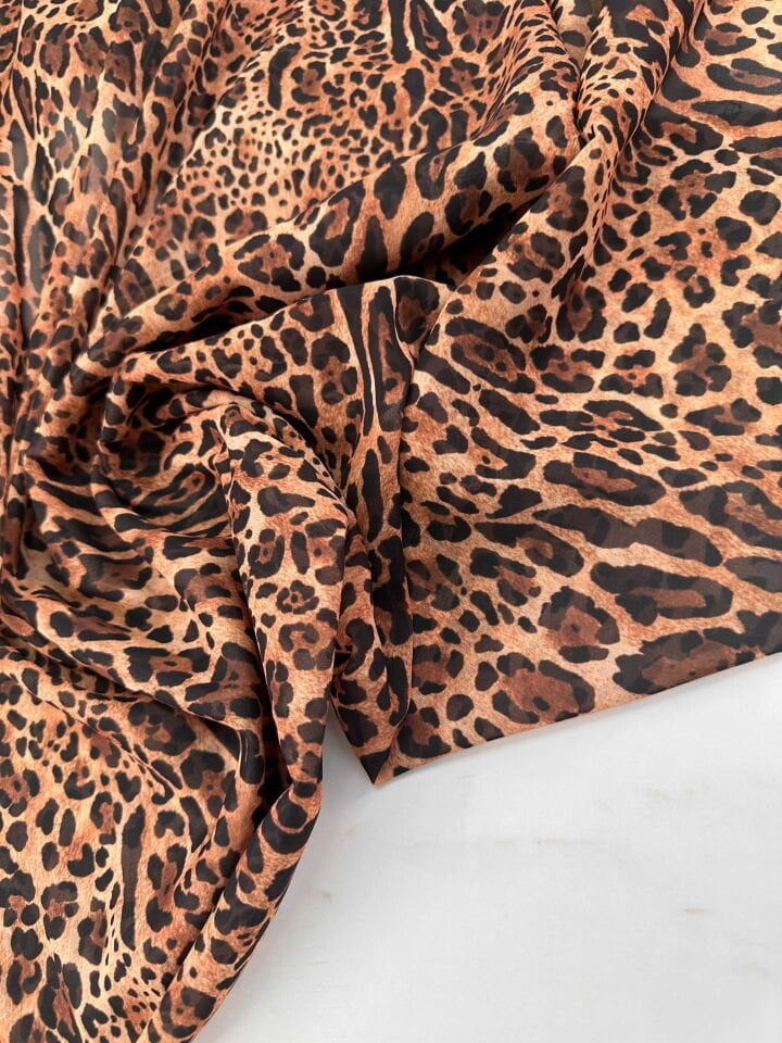 Leopar Desen Şifon Elbise Etek Gömlel Şal