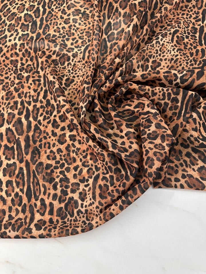 Leopar Desen Şifon Elbise Etek Gömlel Şal