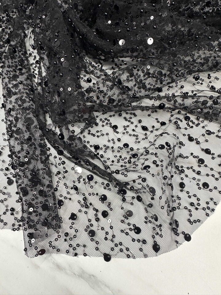 Fantazi Ürün Siyah Pul Boncuk İşlem Abiye Kumaş