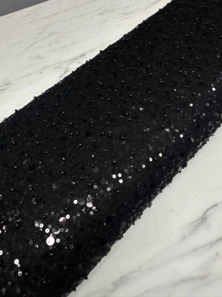 Fantazi Ürün Siyah Pul Boncuk İşlem Abiye Kumaş