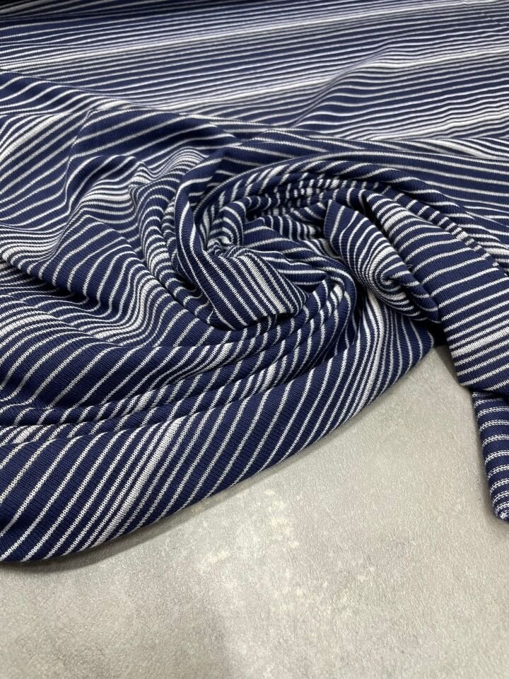 Mavi Yatay Çizgili Elbiselik Triko Kumaş