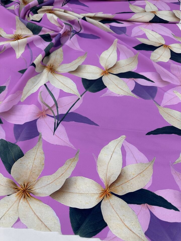 Pembe Lilyum Desen Elbiselik Gömleklik Krep Kumaş