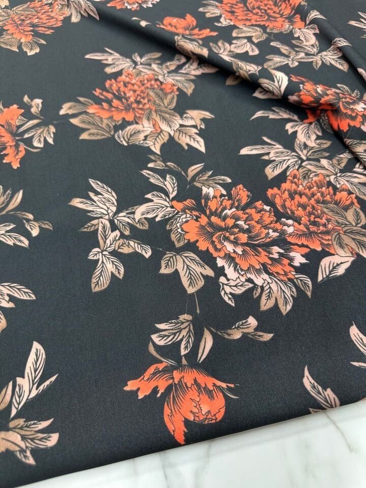 Çiçek Desen Elbiselik Gömleklik Krep Kumaş