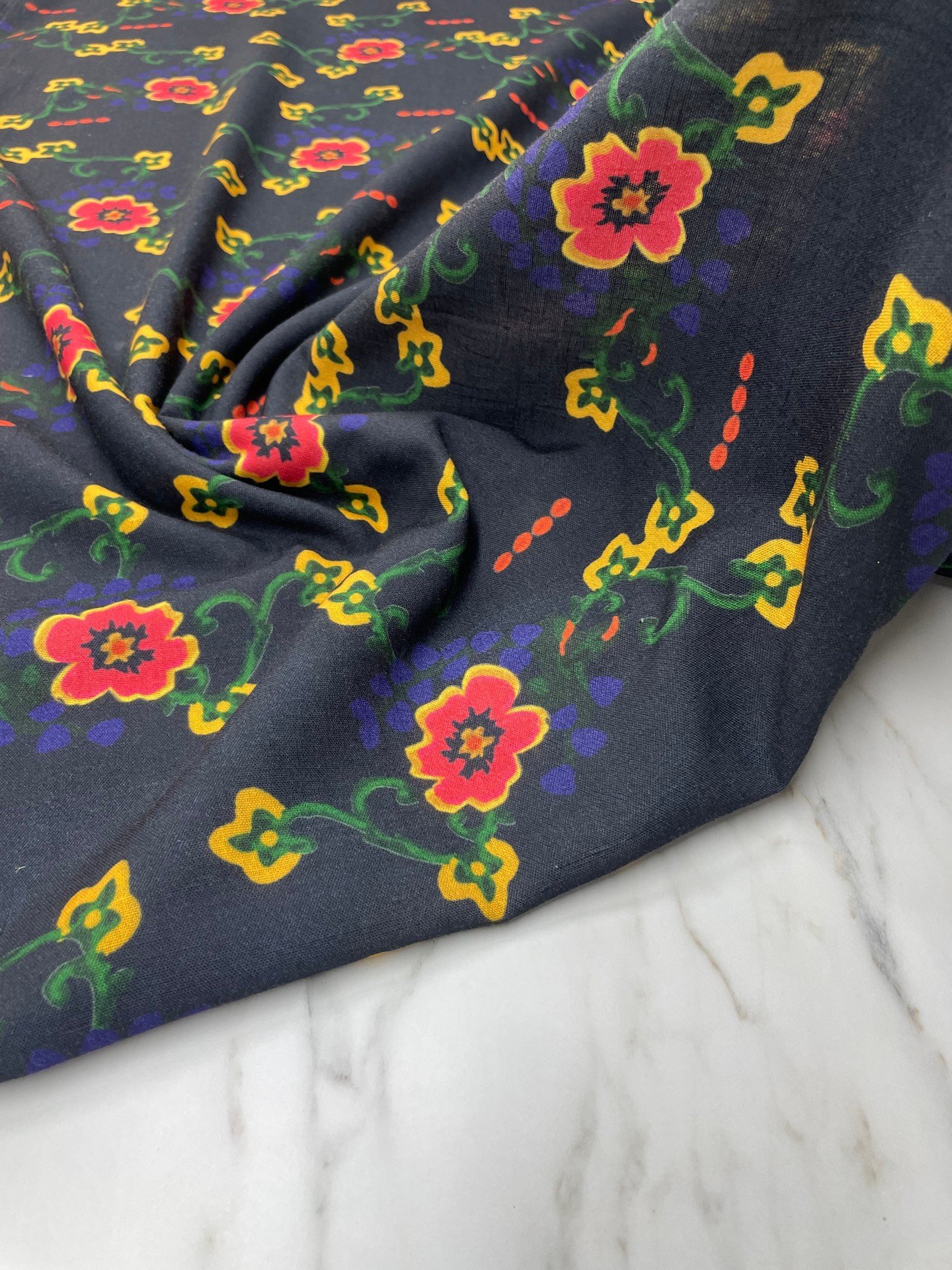 Milas Çiçegi Desen Elbiselik Pantolonluk keten Kumaş