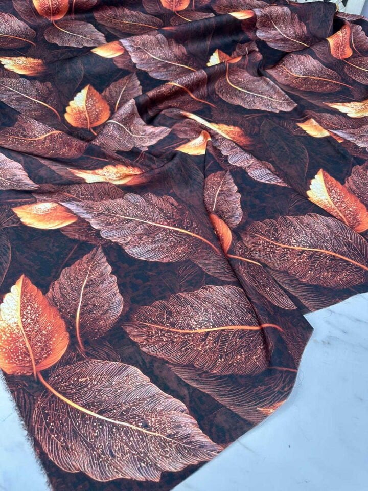 Fantzi Yaprak Desen İpek Saten Kumaş Yumuşak Dökümlü