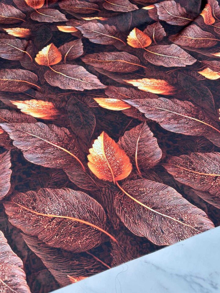 Fantzi Yaprak Desen İpek Saten Kumaş Yumuşak Dökümlü