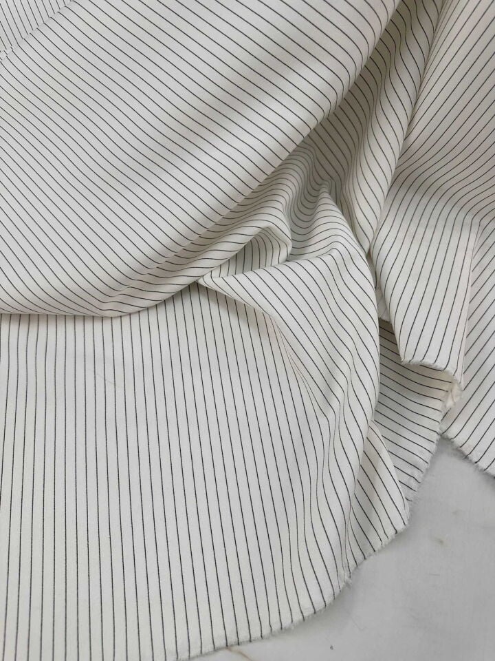 İndirimli İnce Cizgi Dabıl Krep Kumaş Likralı Yumuşak