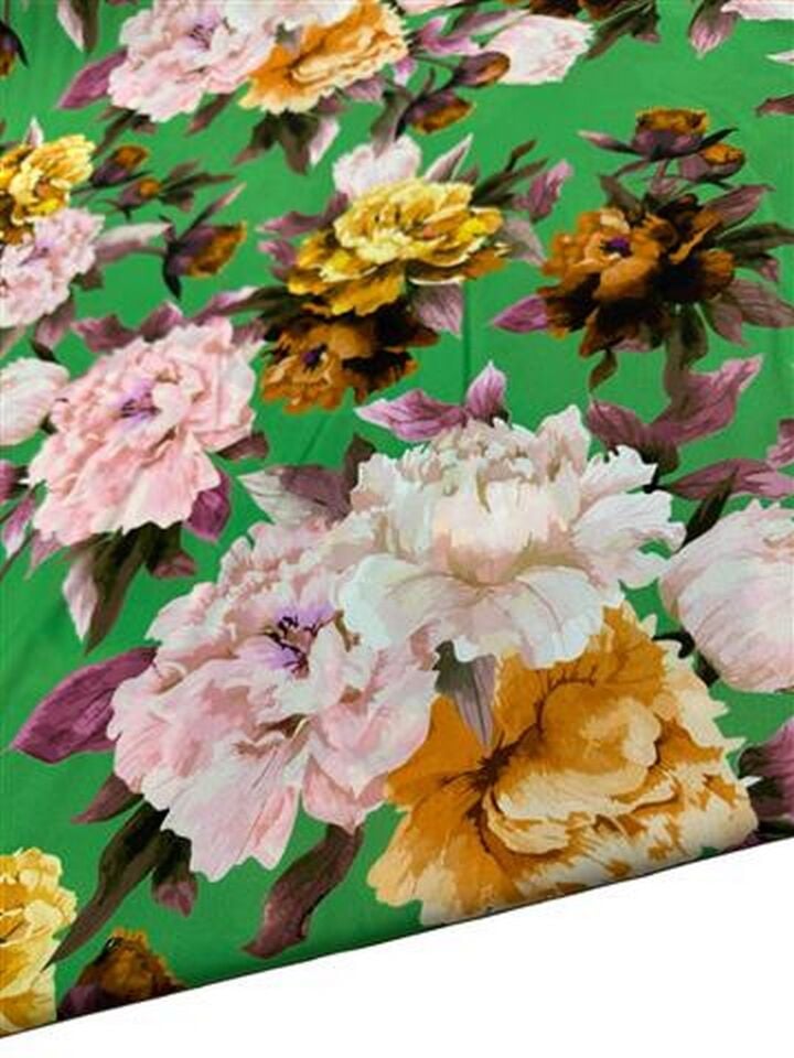 Yeşil Gül Desen Elbiselik Gömleklik Krep Kumaş