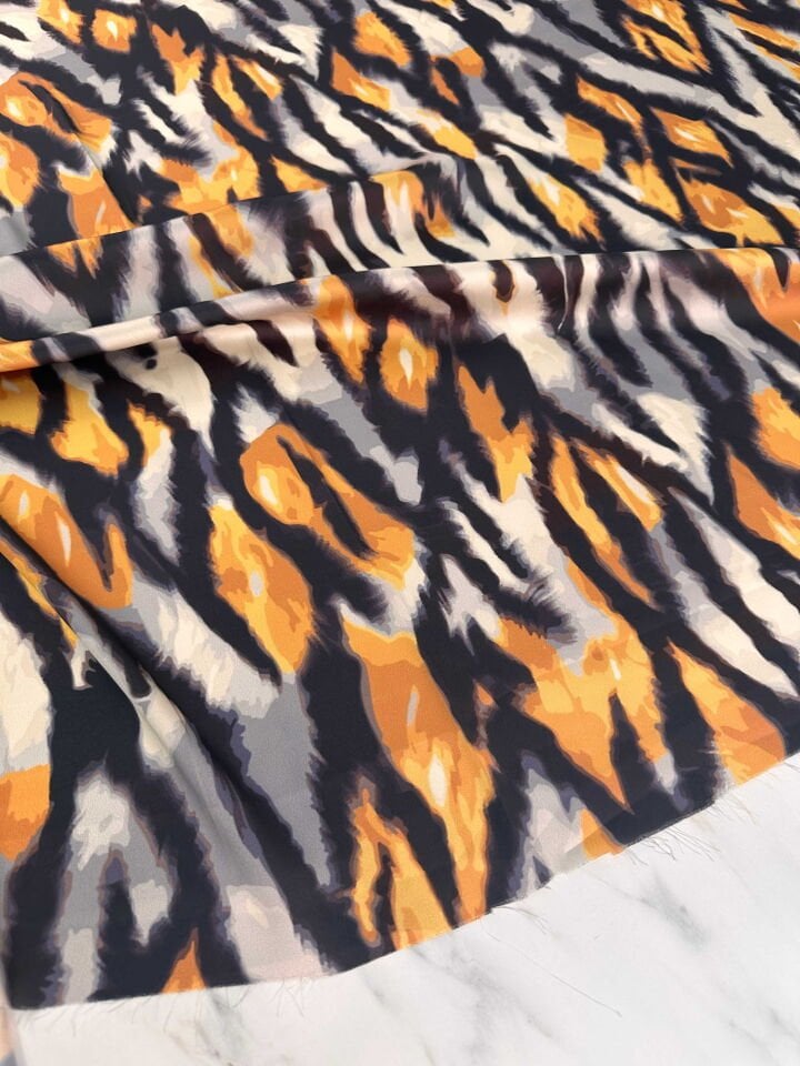 Leopar Desen İpek Saten Elbise Etek Şalvar