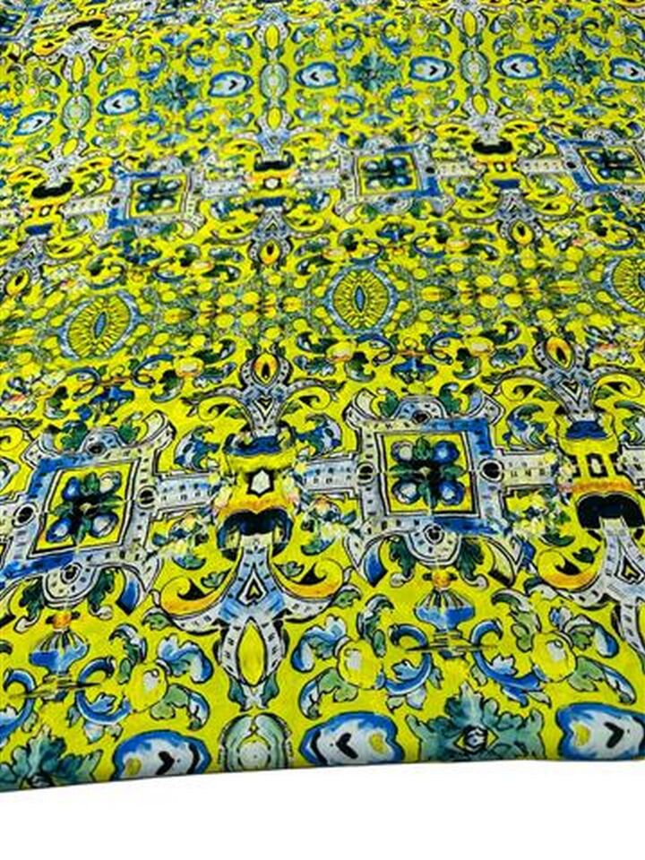 Nakış Desen Elbiselik Gömleklik Krep Kumaş