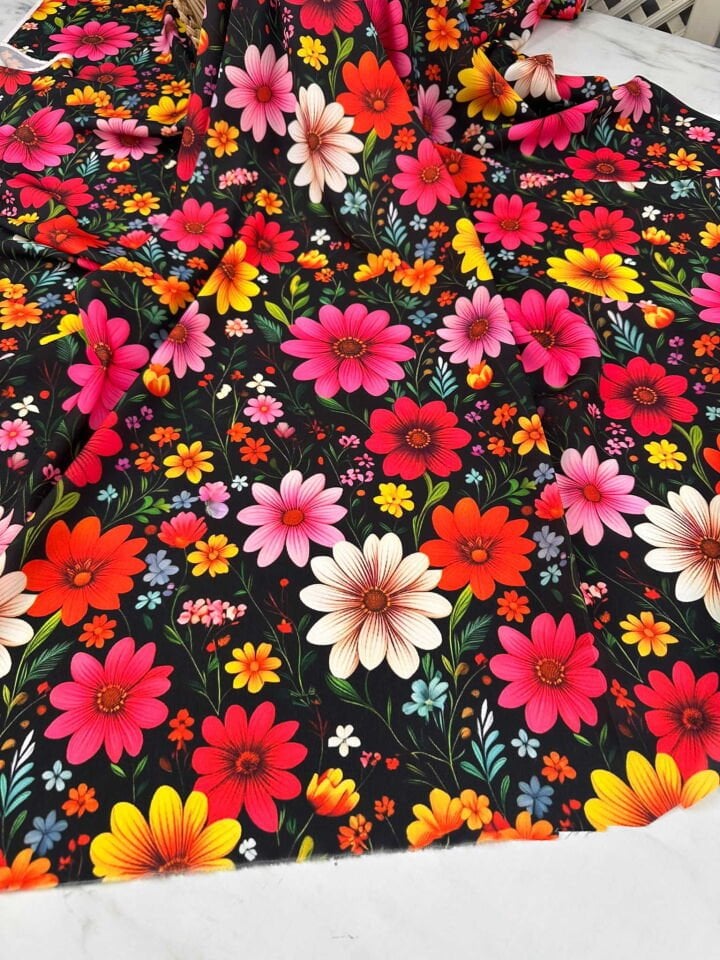 Efeler Çiçegi Dijital Baskı krep Kumaş Yumuşak Dökümlü