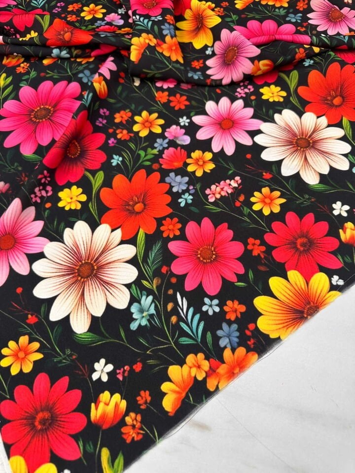 Efeler Çiçegi Dijital Baskı krep Kumaş Yumuşak Dökümlü