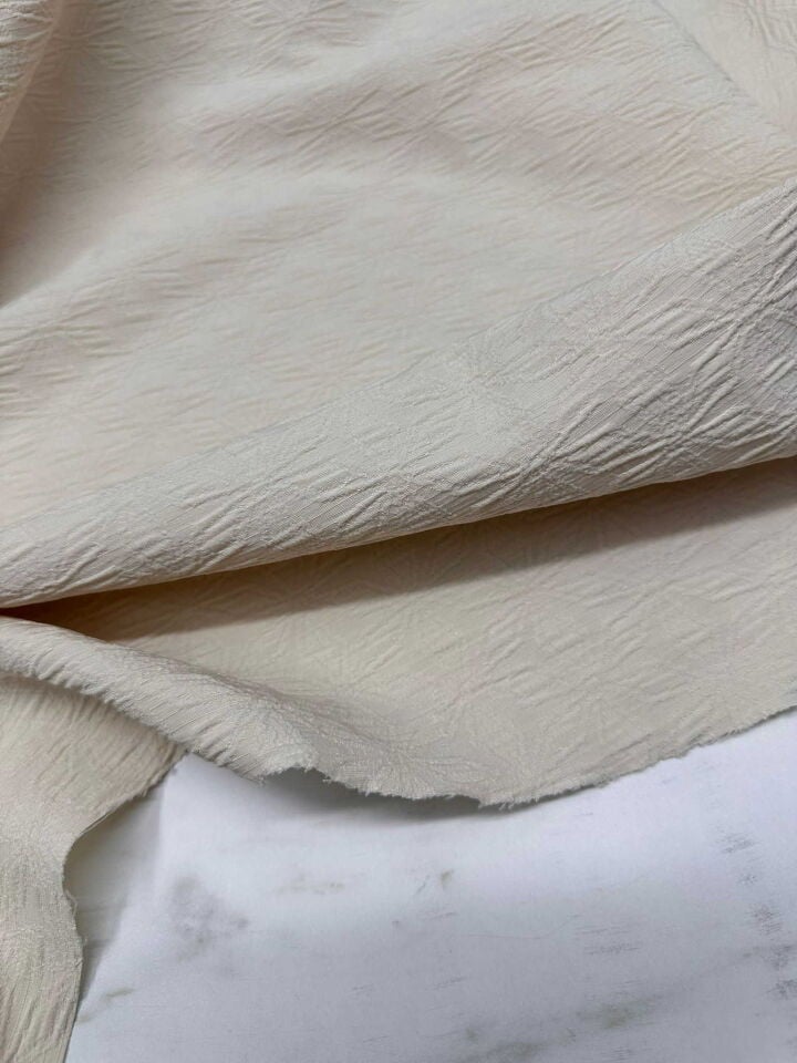 Fantazi Likralı Kabartam Dokuma Yumuşak Kumaş