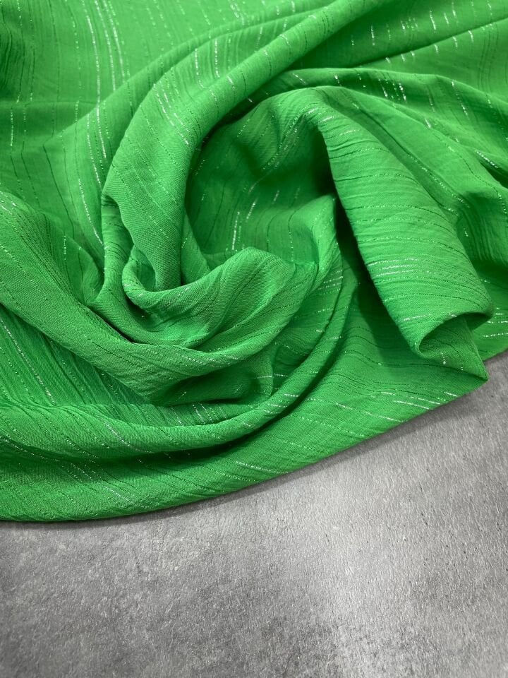 Yeşil Düz Simli Elbiselik Şifon Kumaş