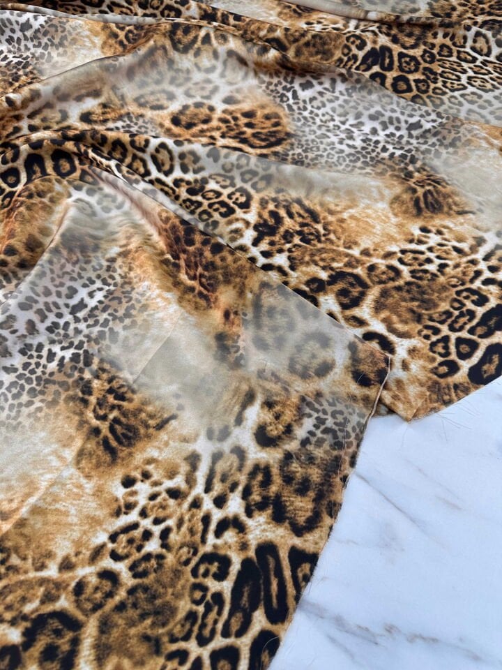 Leopar Desen İpek Saten Elbise Etek Gömlek Şalvar