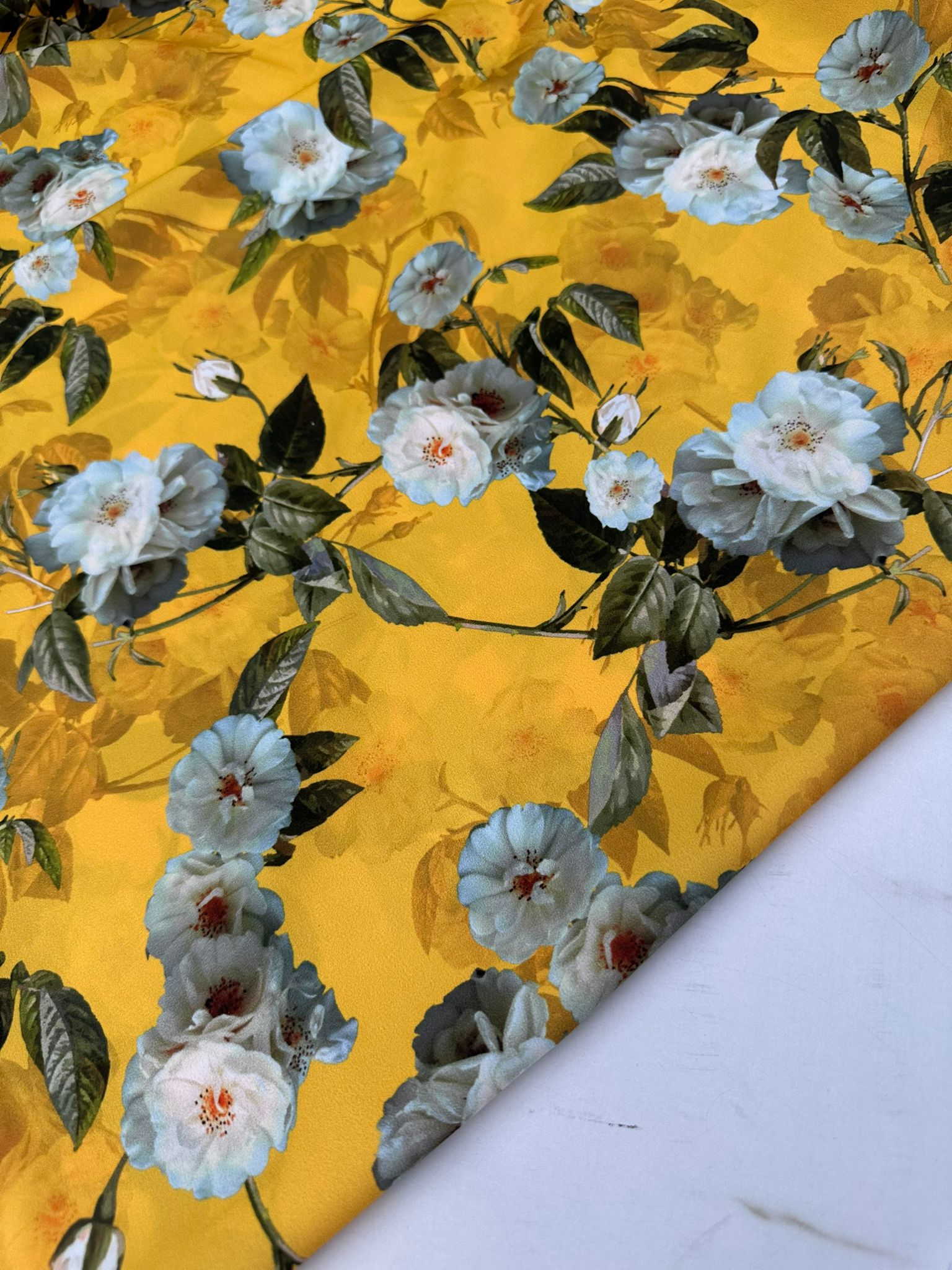 Dijital Baskı Krep Kumaş Yumuşak Dökümlü Kırışmaz