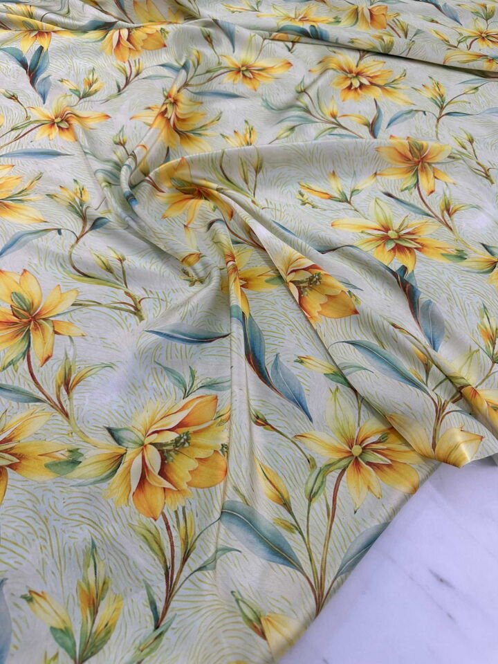 Sara Çiçegi İpek Saten Yumuşak Dökümlü Kırışmaz