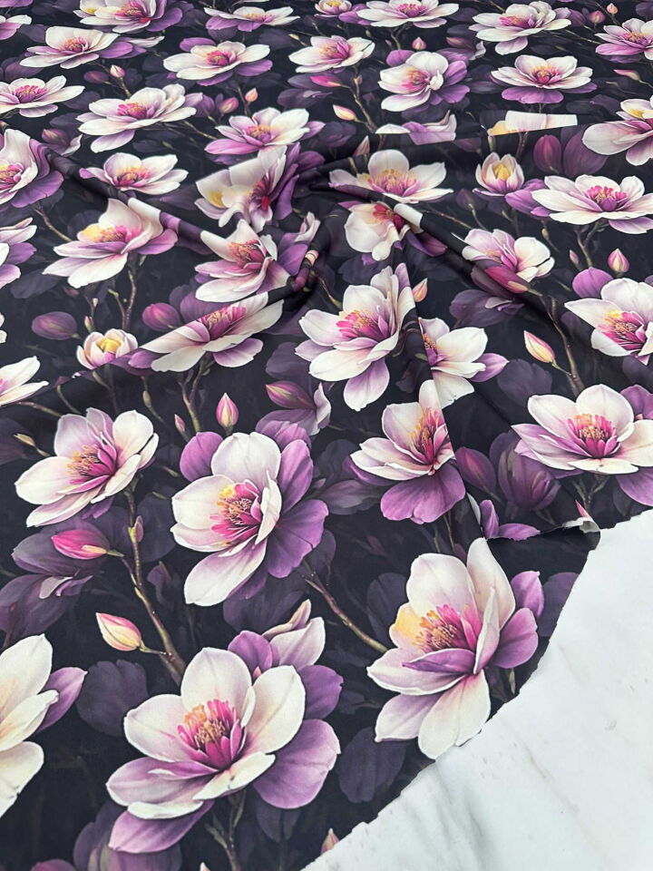 Viva Gülü Desen Dijital Baskı Krep Kumaş Yumuşak Dökümlü