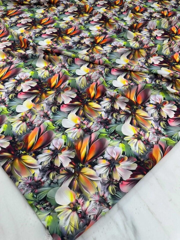 Dijital Baskı Krep Kumaş Yumuşak Dökümlü Kırışmaz