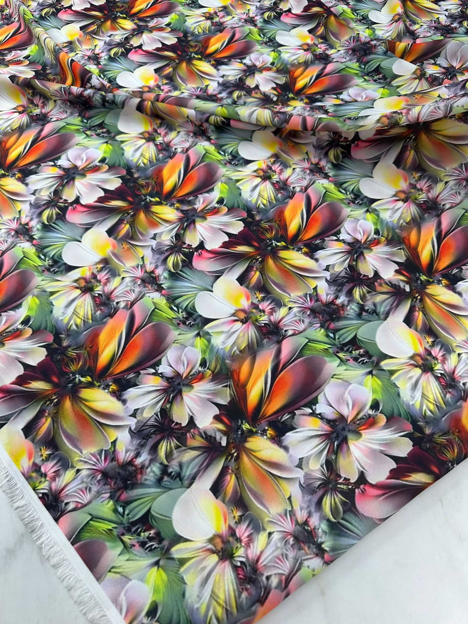 Dijital Baskı Krep Kumaş Yumuşak Dökümlü Kırışmaz