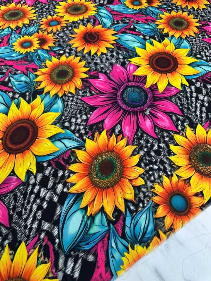 Dijital Baskı Krep Kumaş Yumuşak Dökümlü Kırışmaz