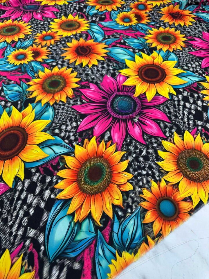 Dijital Baskı Krep Kumaş Yumuşak Dökümlü Kırışmaz