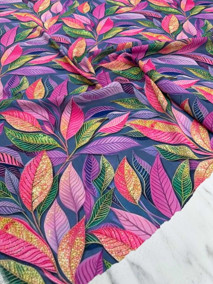 Desenli Krep Kumaş Yumuşak Dökümlü Kırışmaz