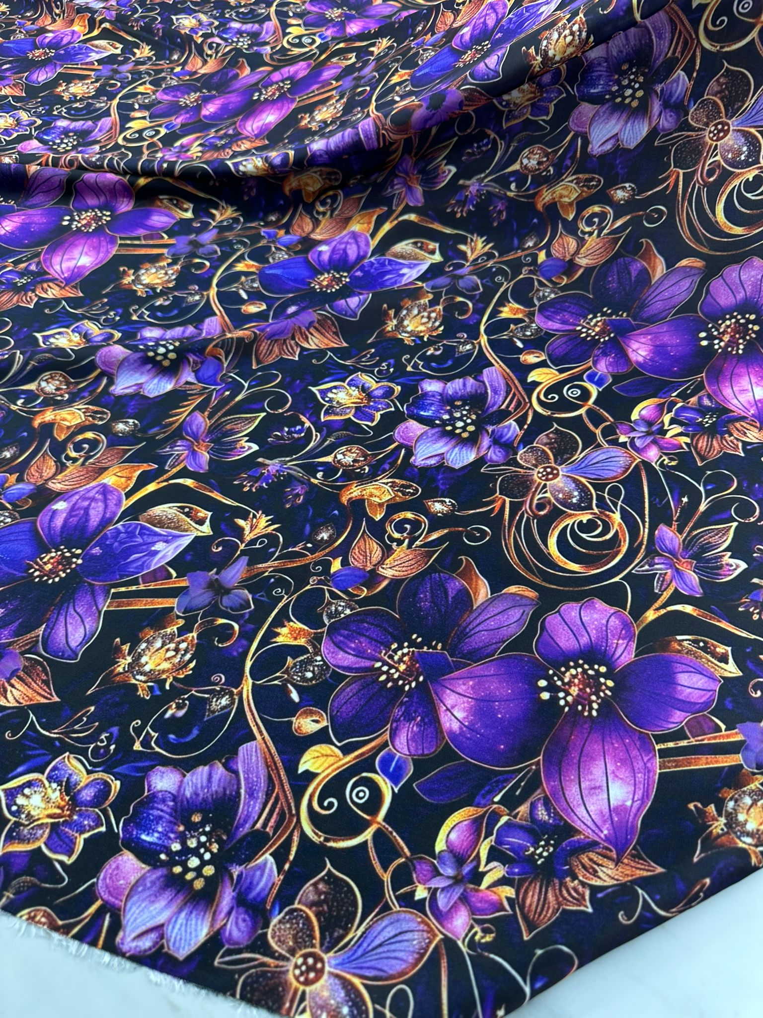 Dijital Baskı Krep Kumaş Yumuşak Dökümlü