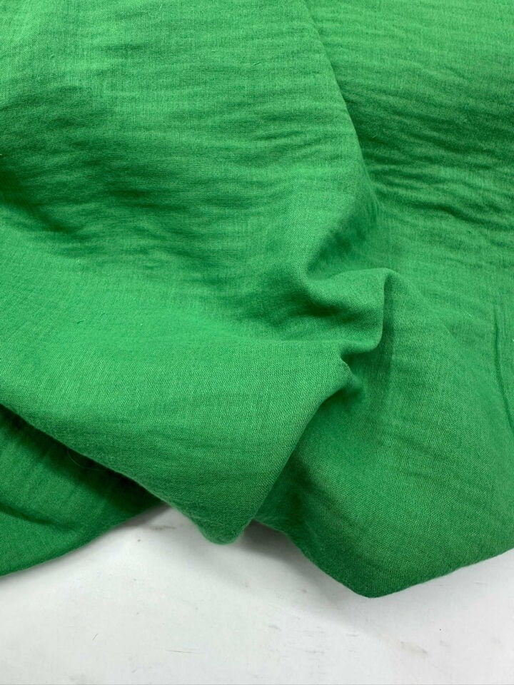 Yeşil Renk Çift Kat Müslim Kumaş Yumuşak Dökümlü