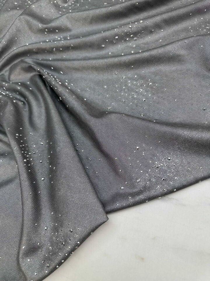 İndirimli Gri Taş İşleme Krep Kumaş Yumuşak Dökümlü