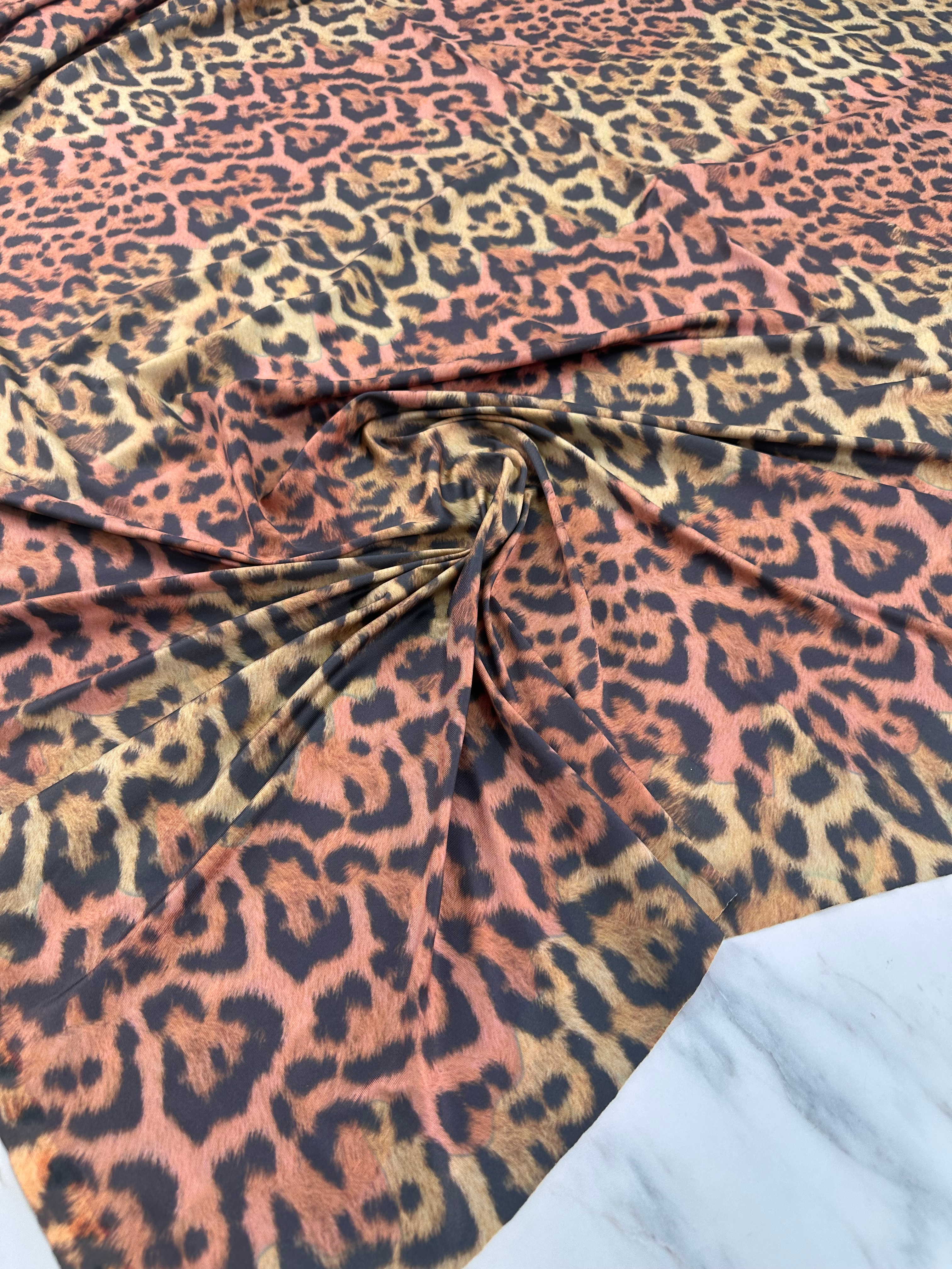 Leopar Desen Elbiselik Gömleklik Şalvarlık İpek Sendi Kumaş