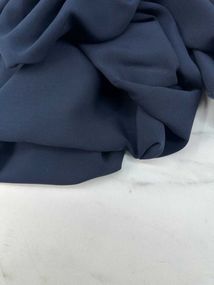 Lacivert Viskon Kumaş Yumuşak Dökümlü