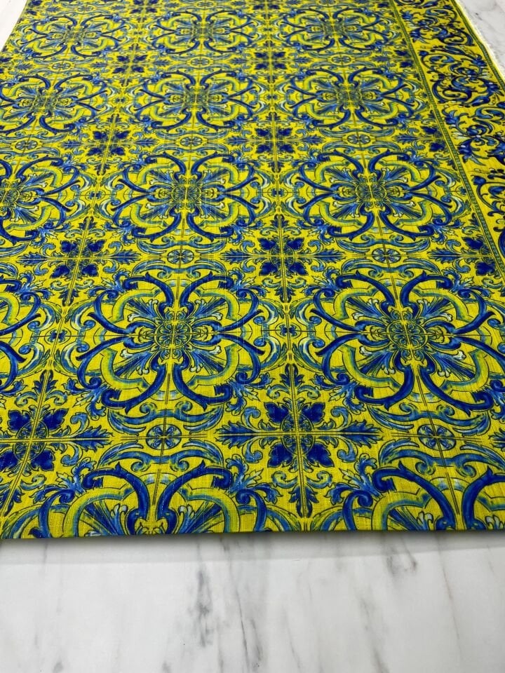 Altın Simili Leo Desen Elbiselik Ceketlik Keten Kumaş