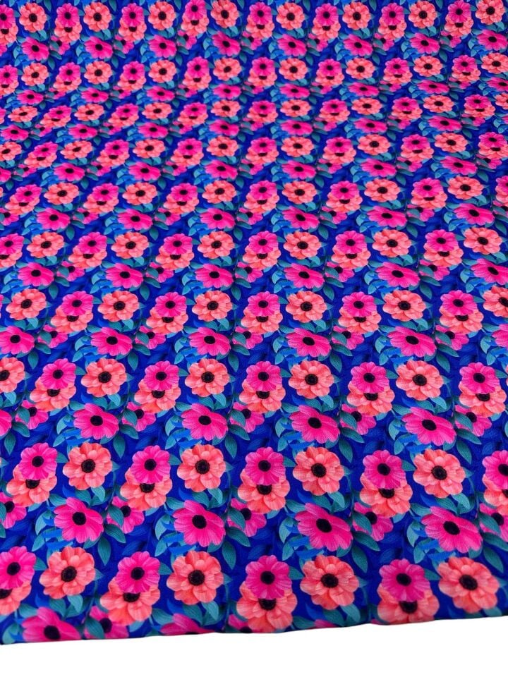 Küçük Geranium Desen Elbiselik Gömleklik Krep Kumaş