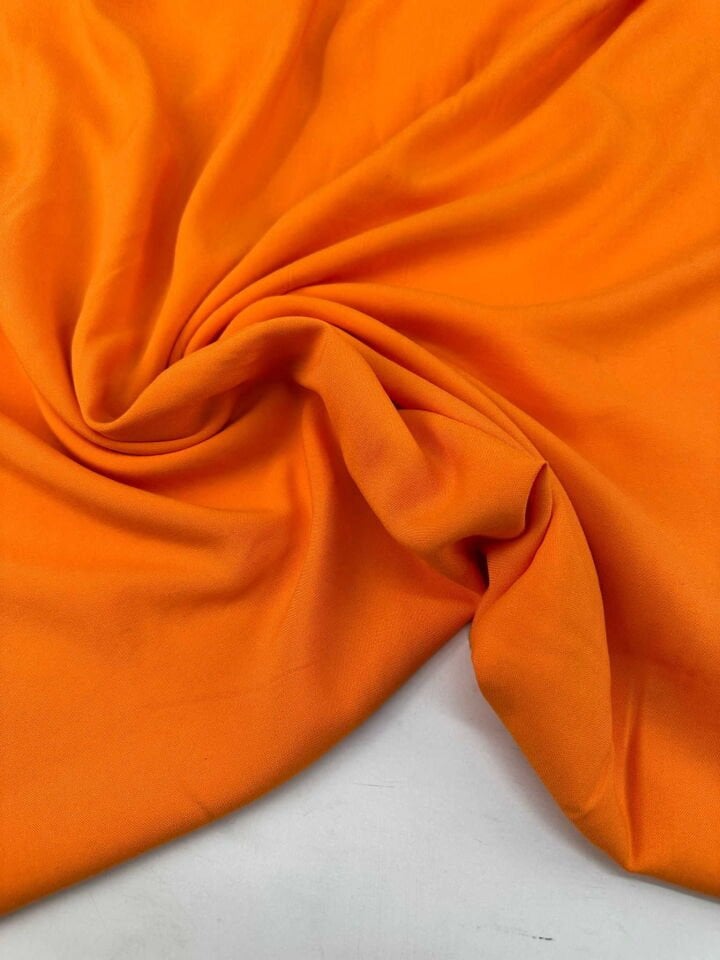 Turuncu Renk Düz Viskon Yumuşak Dökümlü