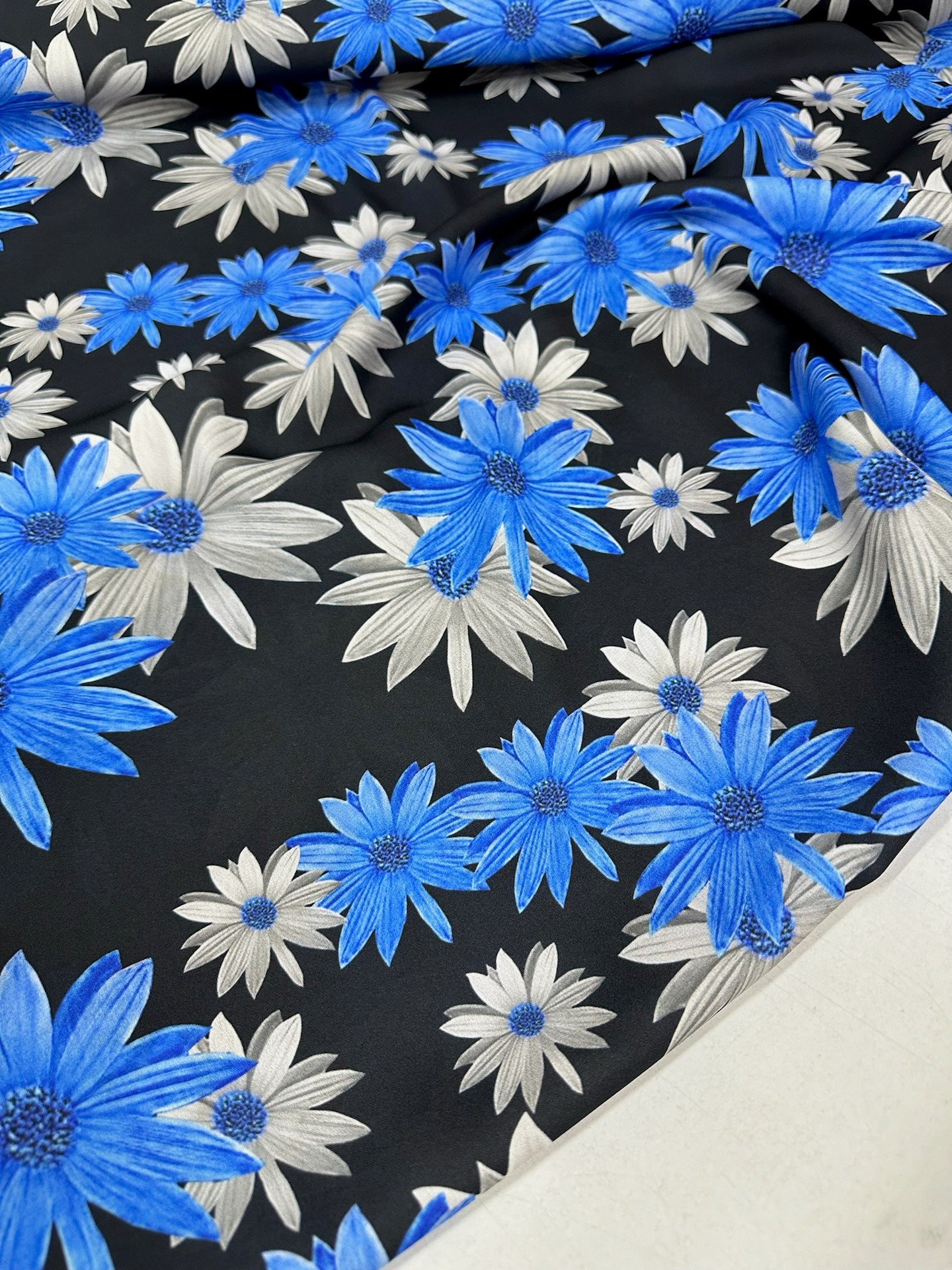 Mavi Lilyum Desen Elbiselik Gömleklik Krep Kumaş