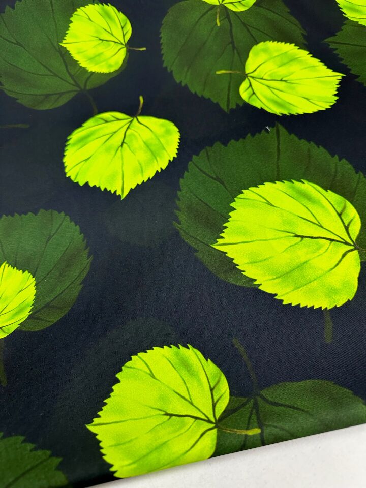 Yeşil Yaprak Desen Elbiselik Gömleklik Krep Kumaş