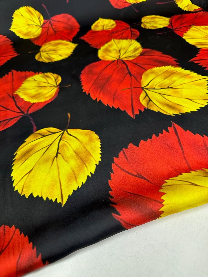 Yaprak Desen Elbiselik Gömleklik Krep Kumaş