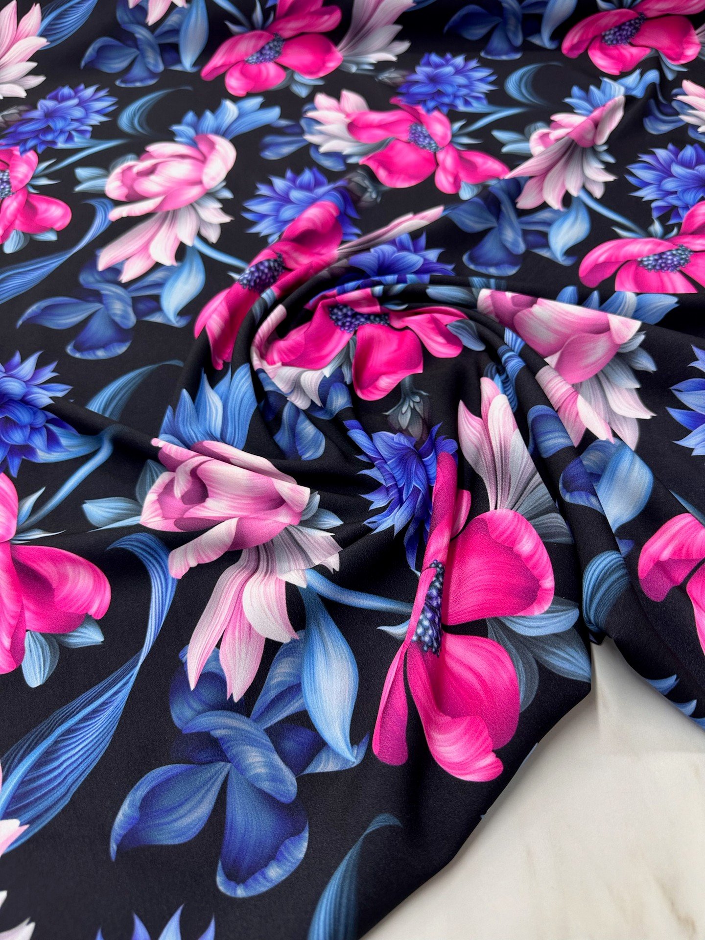 Çiçek Desen Elbiselik Gömleklik Krep Kumaş