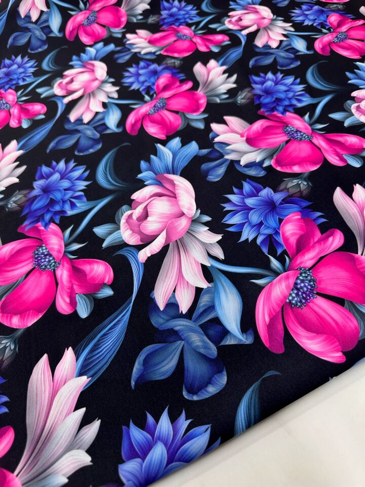 Çiçek Desen Elbiselik Gömleklik Krep Kumaş