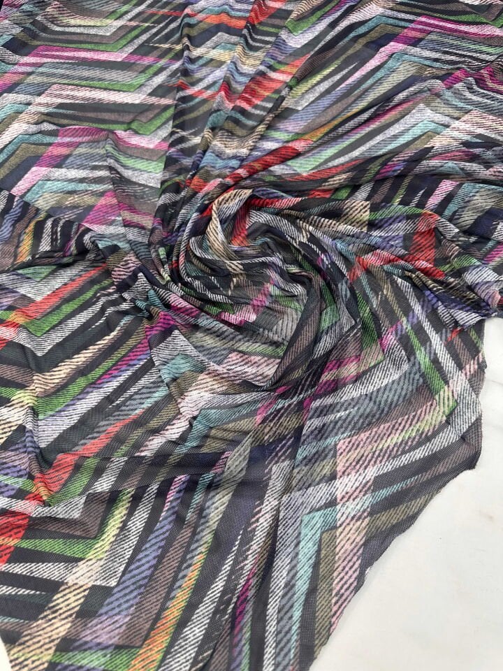 Desenli İnce Göz File Elbise Bluz Etek Payeo