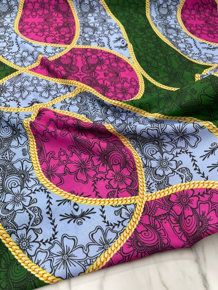 Zincir Desen Elbiselik Gömleklik Krep Kumaş