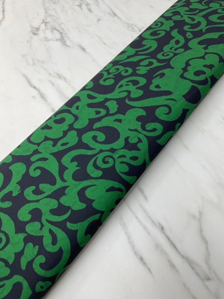 Yeşil Nakış Desen Elbiselik Gömleklik Krep Kumaş